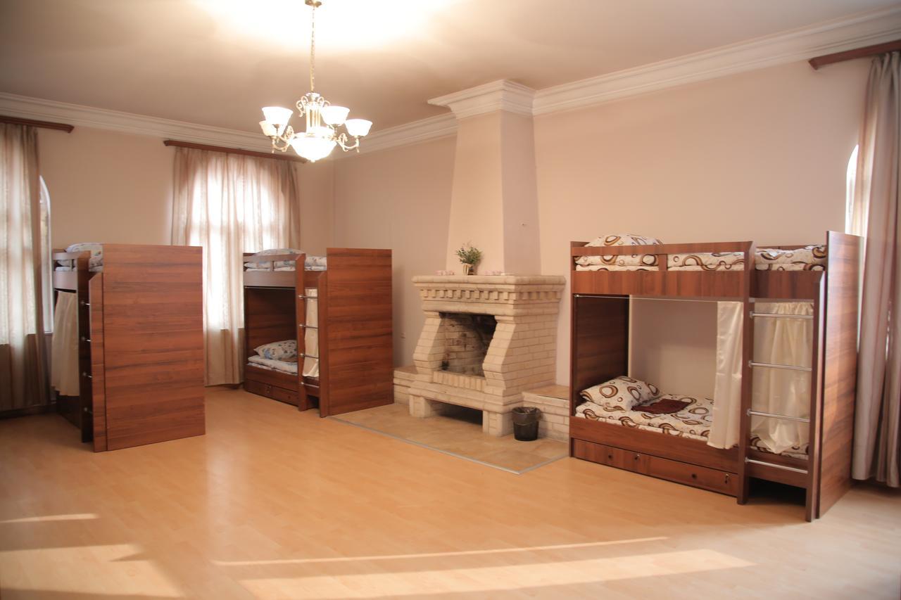 Noy Hostel Yerevan Exterior photo