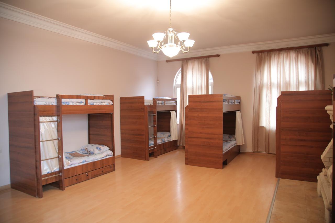 Noy Hostel Yerevan Exterior photo